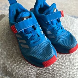 Boy’s Adidas Lego sz 1.5